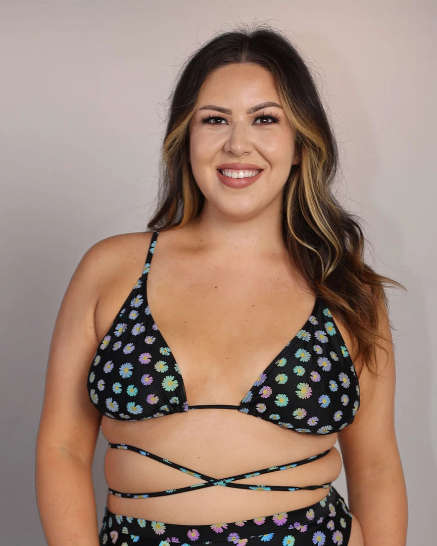 Dippin Daisies Crazy Daisy Reflective Triangle Top 8 Dippin Daisies Crazy Daisy Reflective Triangle Top