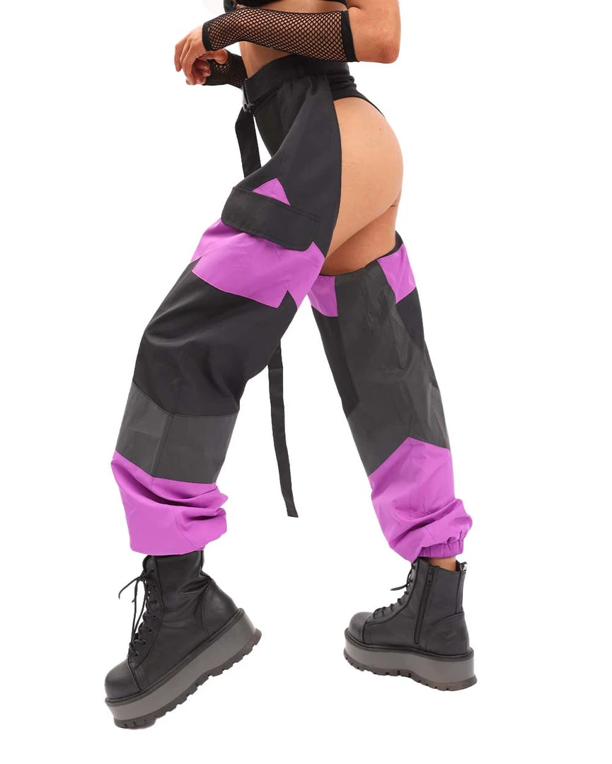 Hot & Delicious Black Bead Cue The Applause Speed Clasp Chaps 10 Hot & Delicious Black Bead Cue The Applause Speed Clasp Chaps