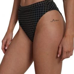 Dippin Daisies Groovy BB Reflective High Cut Booty Shorts 14 Dippin Daisies Groovy BB Reflective High Cut Booty Shorts