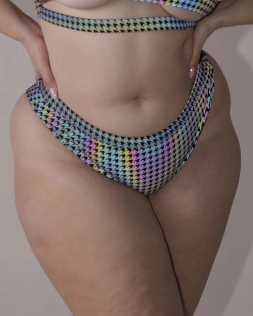 Dippin Daisies Groovy BB Reflective High Cut Booty Shorts 8 Dippin Daisies Groovy BB Reflective High Cut Booty Shorts