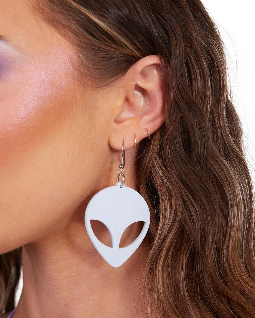 Rolita Couture Accessories Lunita X IHR Close Call Alien Earrings 3 Rolita Couture Accessories Lunita X IHR Close Call Alien Earrings
