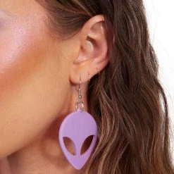 Rolita Couture Accessories Lunita X IHR Close Call Alien Earrings 8 Rolita Couture Accessories Lunita X IHR Close Call Alien Earrings