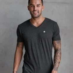 INTO THE AM Basic V-Neck Tee