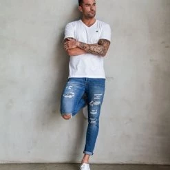 INTO THE AM Basic V-Neck Tee