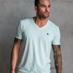 INTO THE AM Basic V-Neck Tee