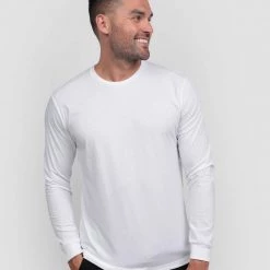 INTO THE AM Essential Long Sleeve Tee Tops & Outerwear