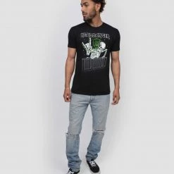 INTO THE AM Men Headbanger Tee