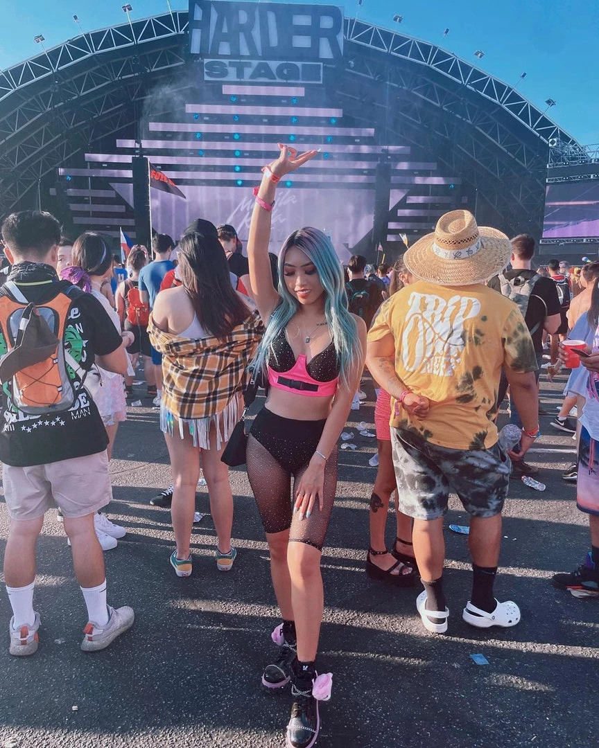 IHeartRaves Step Into The Light Outfit Outfits 3 IHeartRaves Step Into The Light Outfit Outfits